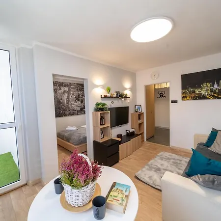 Metro Lux * وارسو