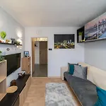 Apartmán Metro Lux