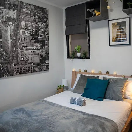Apartament Metro Lux