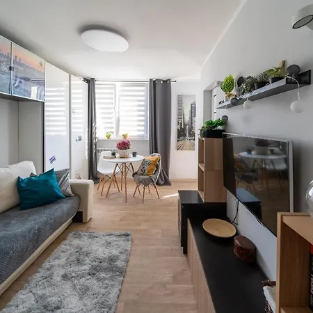 Apartament Metro Lux